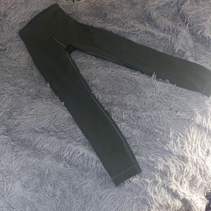 lulu lemon legging.i bought them and they don’t fit me